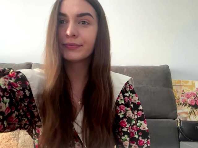 AdalineFaulknen live cam on BongaCams