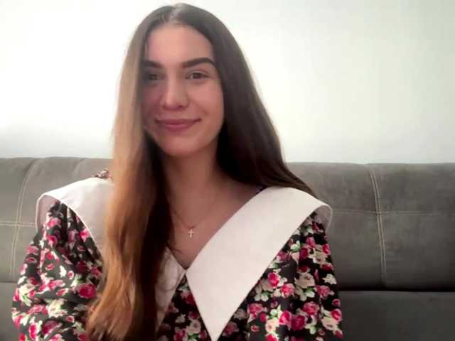 AdalineFaulknen live cam on BongaCams