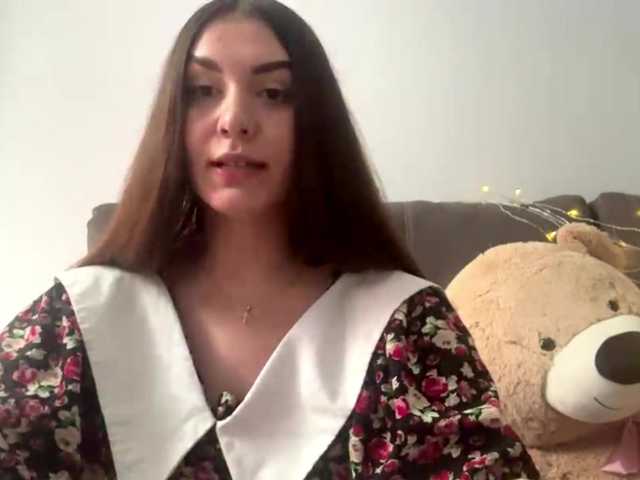 AdalineFaulknen live cam on BongaCams
