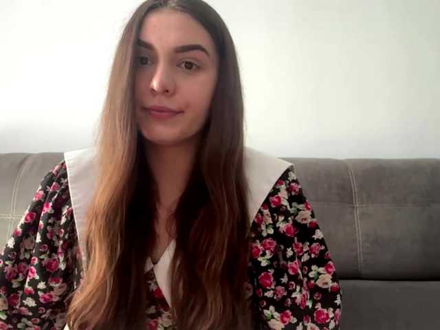 AdalineFaulknen live cam on BongaCams