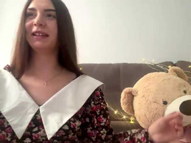AdalineFaulknen live cam on BongaCams