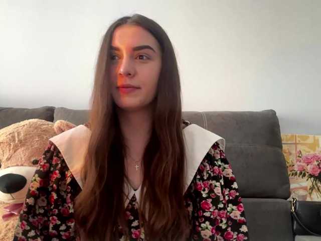 AdalineFaulknen live cam on BongaCams
