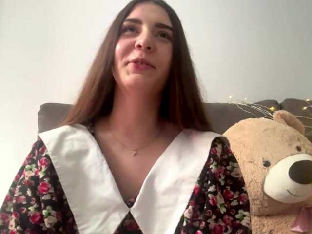 AdalineFaulknen live cam on BongaCams