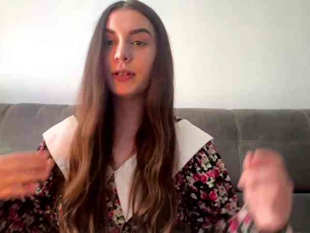 adalinefaulknen's live room