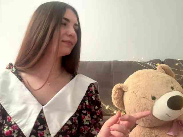AdalineFaulknen webcam