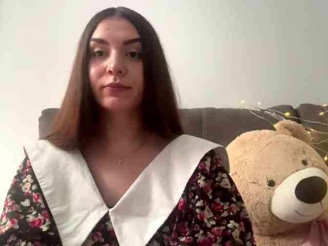 adalinefaulknen's live room