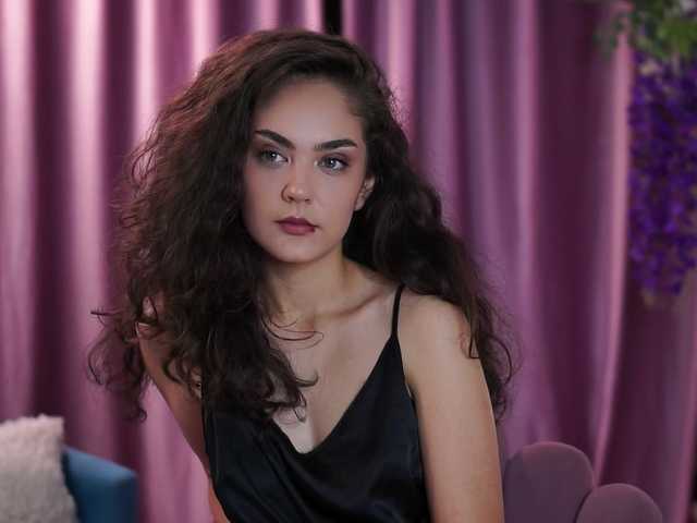 ZairaMonet live cam on BongaCams