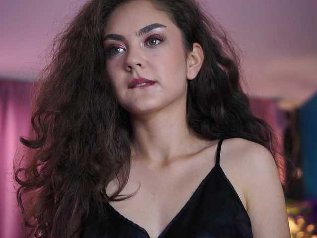 ZairaMonet live cam on BongaCams