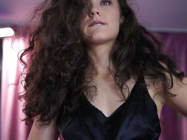 ZairaMonet live cam on BongaCams