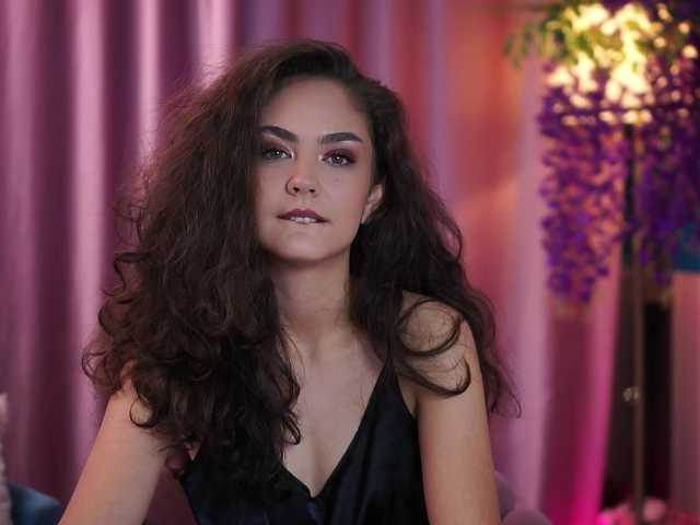 ZairaMonet live cam on BongaCams