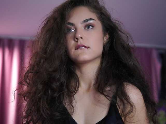 ZairaMonet live cam on BongaCams