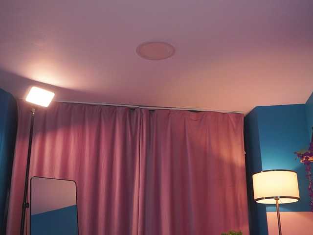 ZairaMonet live cam