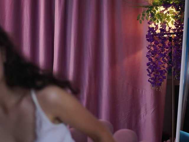ZairaMonet live cam on BongaCams