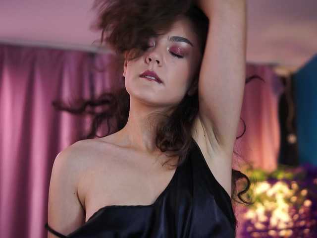 ZairaMonet live cam on BongaCams