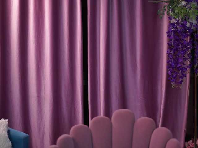 ZairaMonet live cam on BongaCams