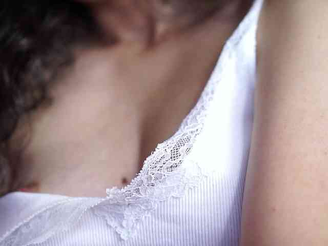 ZairaMonet webcam