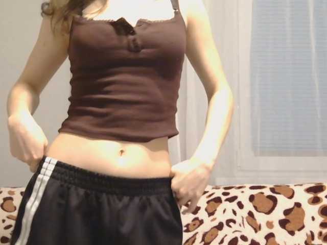 LurlineToliongco live cam on BongaCams
