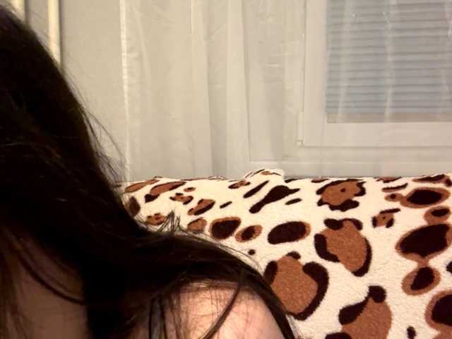 LurlineToliongco live cam on BongaCams