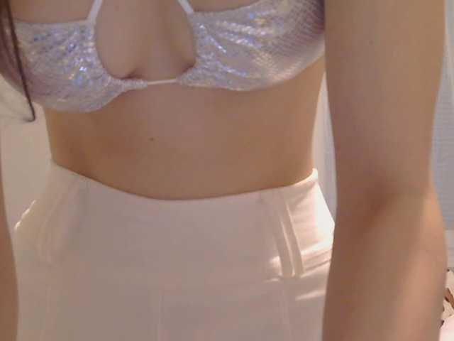 LurlineToliongco live cam on BongaCams