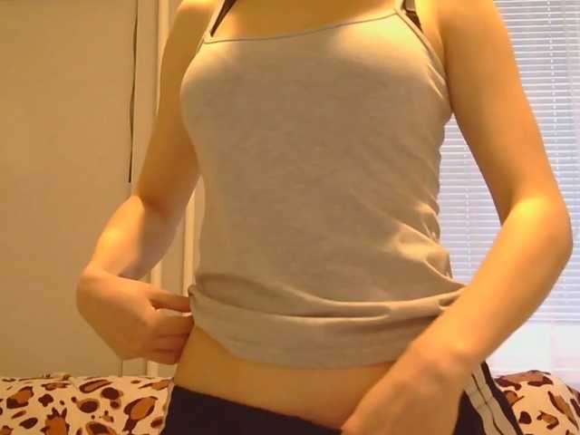 LurlineToliongco live cam on BongaCams