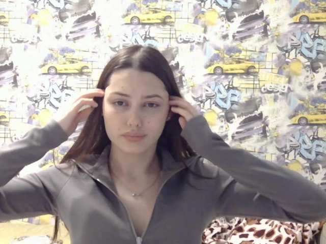 LurlineToliongco live cam on BongaCams