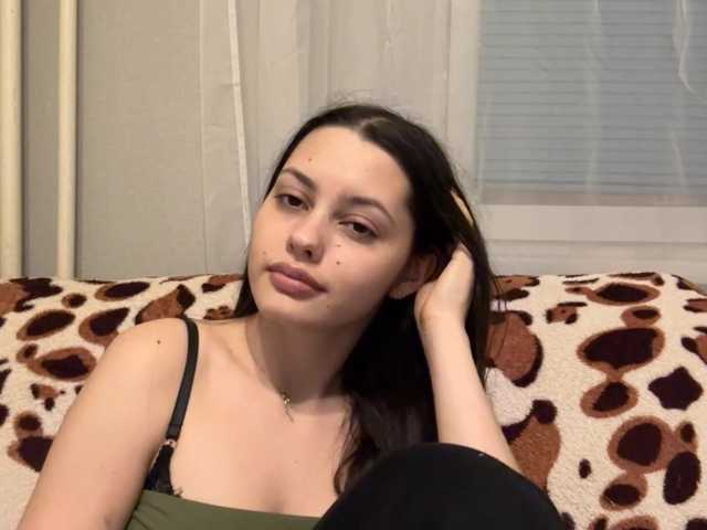 LurlineToliongco live cam on BongaCams
