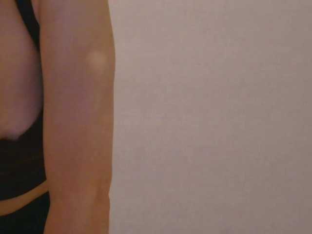 LurlineToliongco live cam on BongaCams