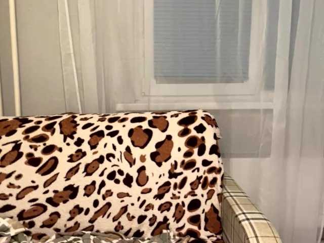 LurlineToliongco live cam on BongaCams
