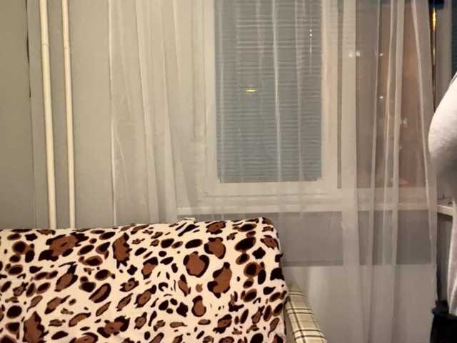 LurlineToliongco live cam on BongaCams