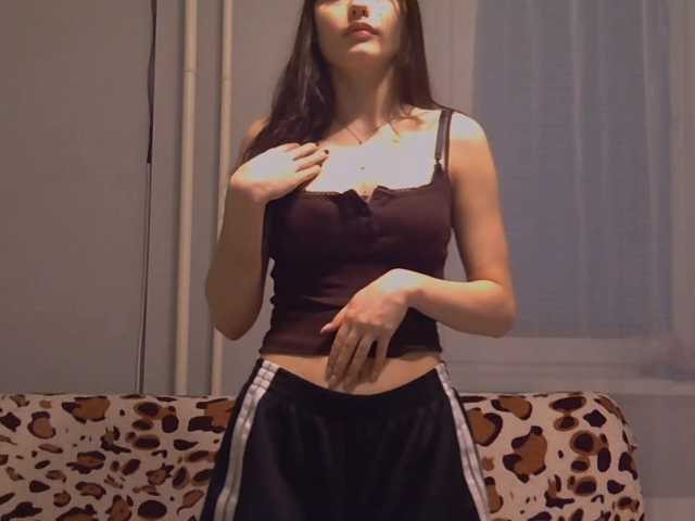 LurlineToliongco live cam on BongaCams