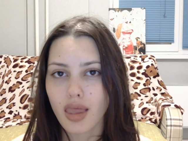 LurlineToliongco live cam on BongaCams