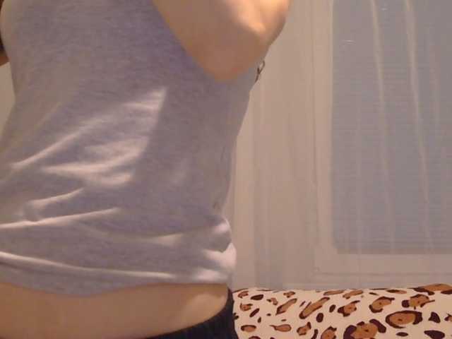LurlineToliongco live cam on BongaCams