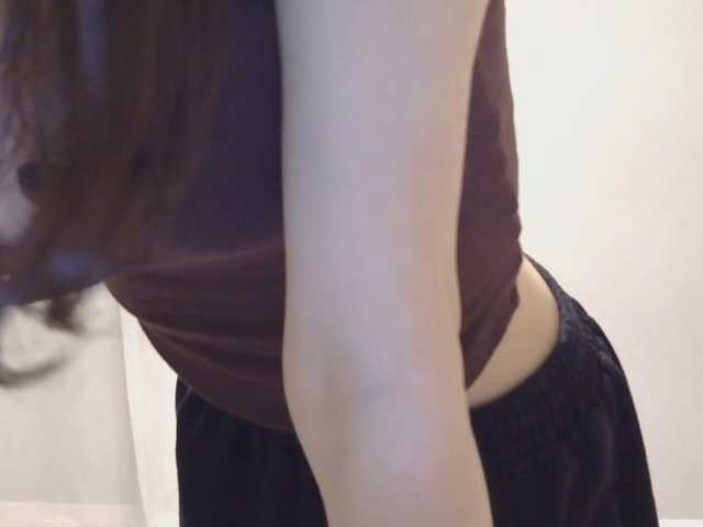 LurlineToliongco live cam on BongaCams