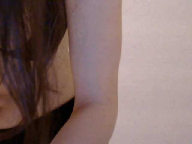LurlineToliongco live cam on BongaCams