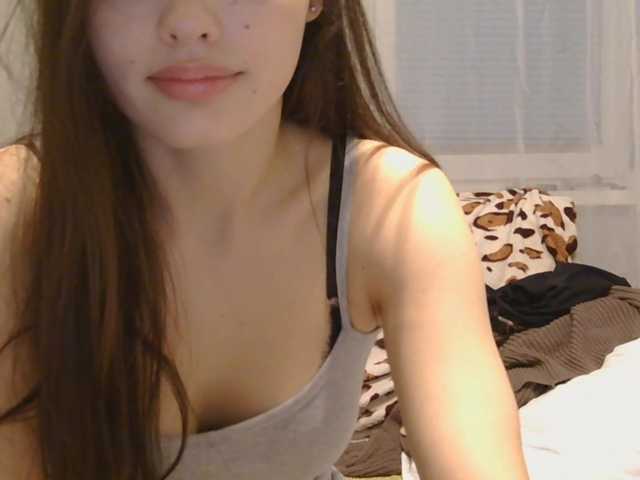 LurlineToliongco live cam on BongaCams