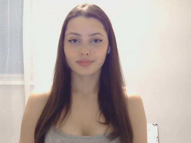 LurlineToliongco live cam on BongaCams