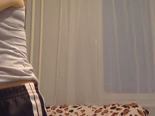 LurlineToliongco live cam on BongaCams