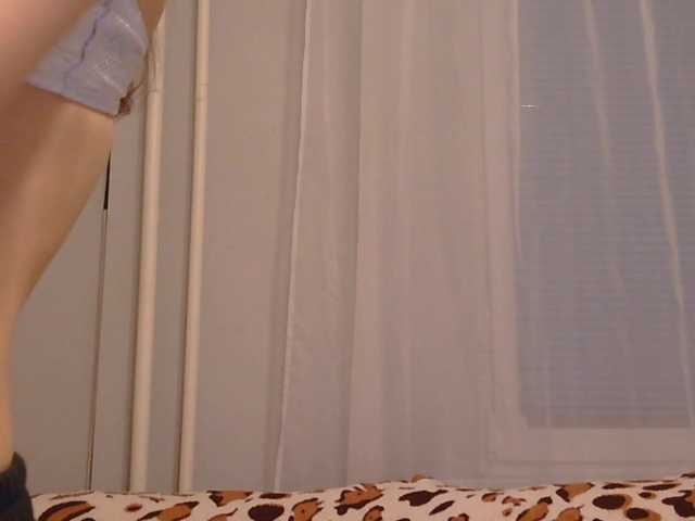 LurlineToliongco live cam on BongaCams