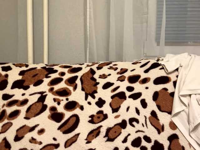 LurlineToliongco live cam on BongaCams
