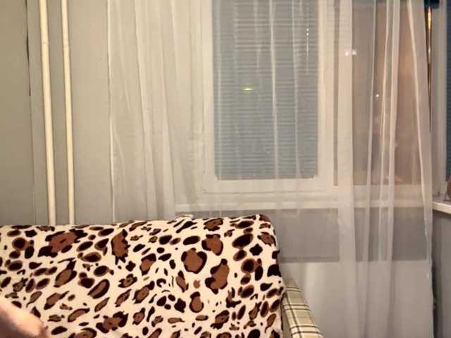 LurlineToliongco live cam on BongaCams