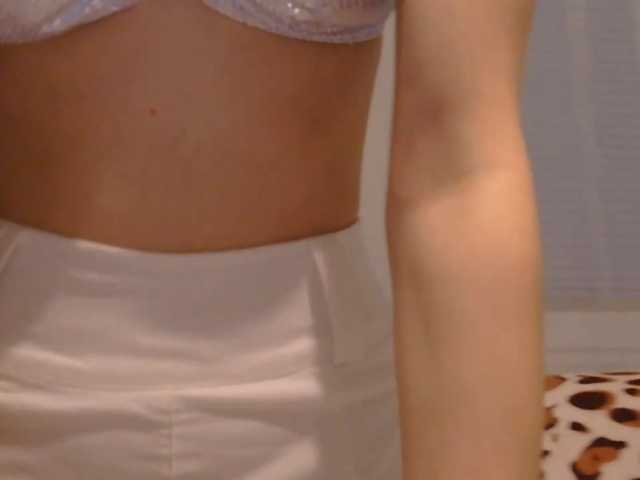 LurlineToliongco live cam on BongaCams