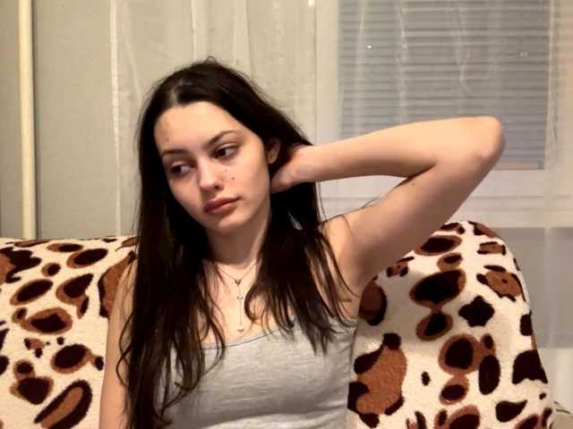 LurlineToliongco live cam on BongaCams