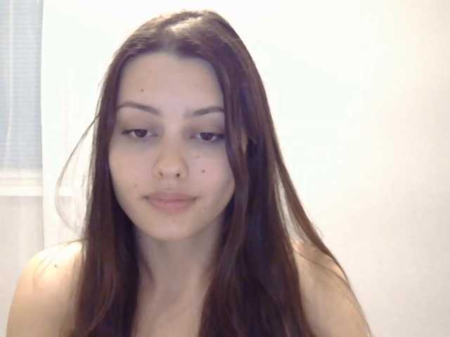 LurlineToliongco live cam on BongaCams