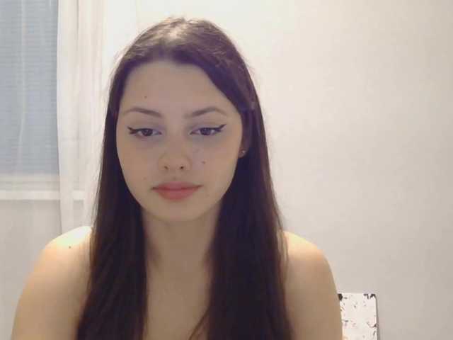 LurlineToliongco live cam on BongaCams