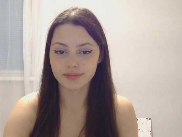 LurlineToliongco live cam on BongaCams