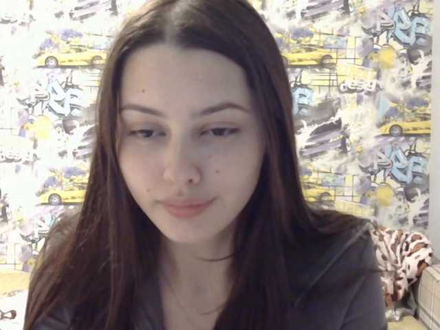 LurlineToliongco live cam preview