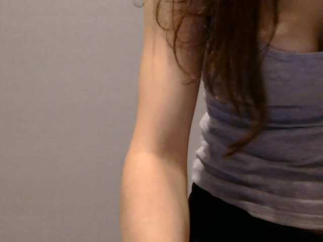 LurlineToliongco live cam on BongaCams