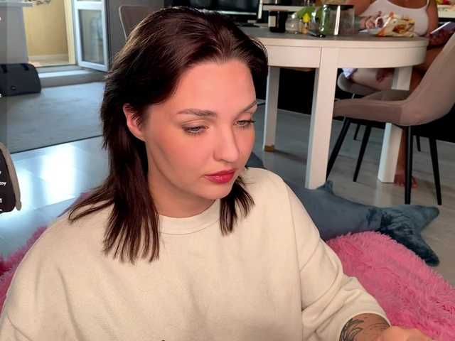 Live трансляция Emmav - slutnetki.online