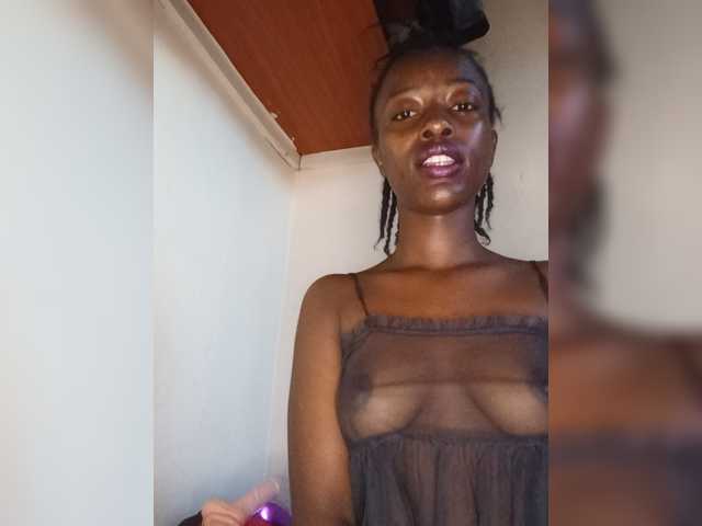Gigi212 webcam bongacams model stream image