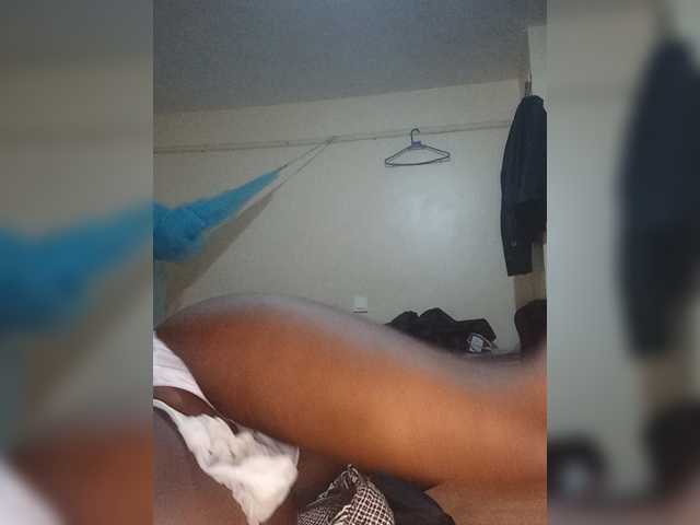 Gigi212 live cam preview